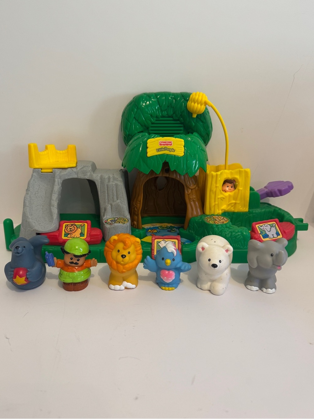 Fisher-Price Little People Animal Sounds Zoo